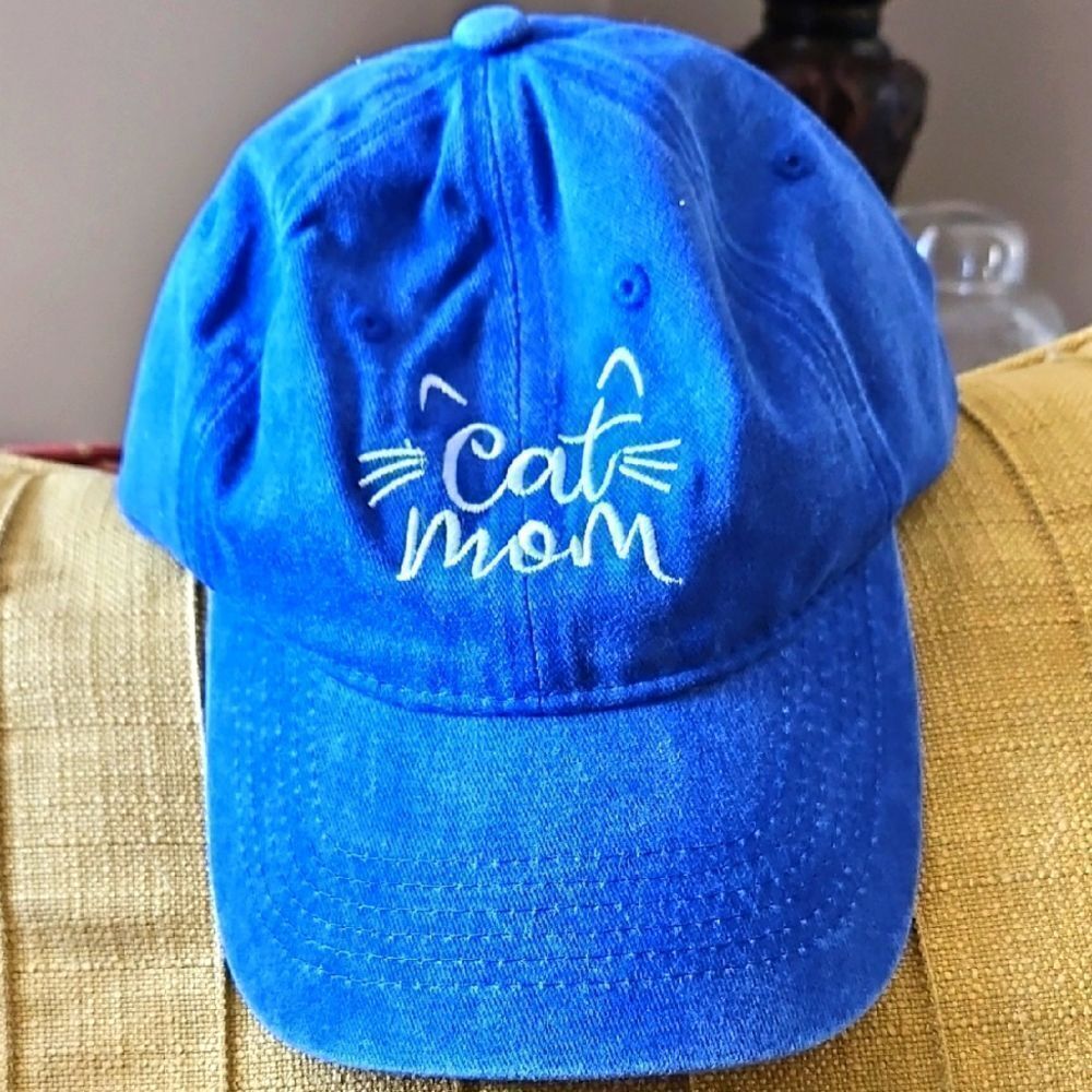 NWOT Cat Mom Baseball Hat